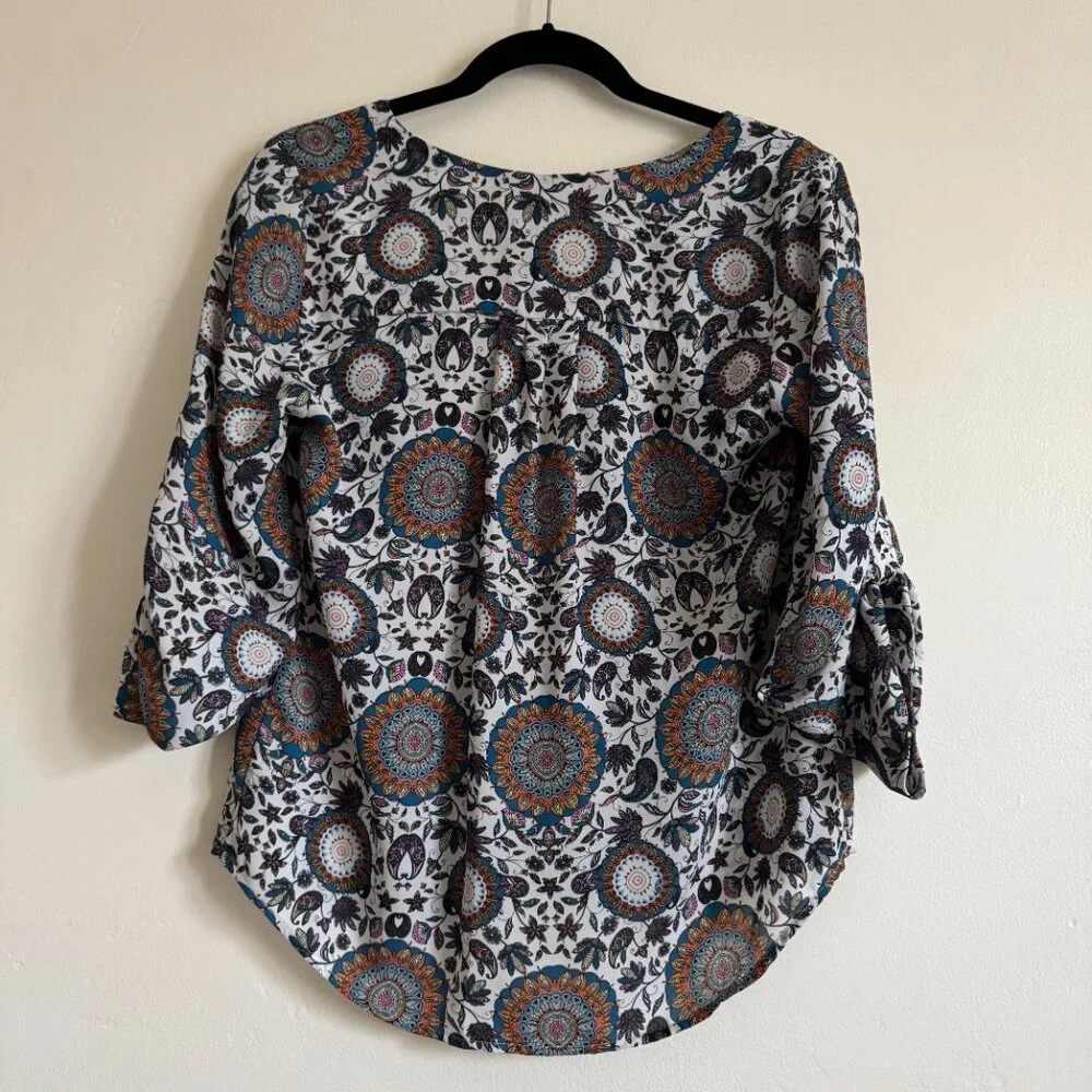 Paisley Print Split V-Neck, 3/4 Sleeve Blouse, Multicolor, Size Small - Picture 6 of 8
